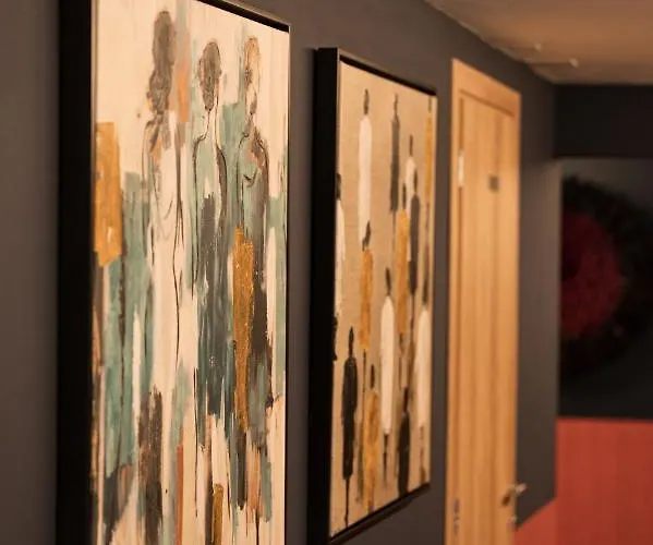 Le Wafo ホテル グリオン